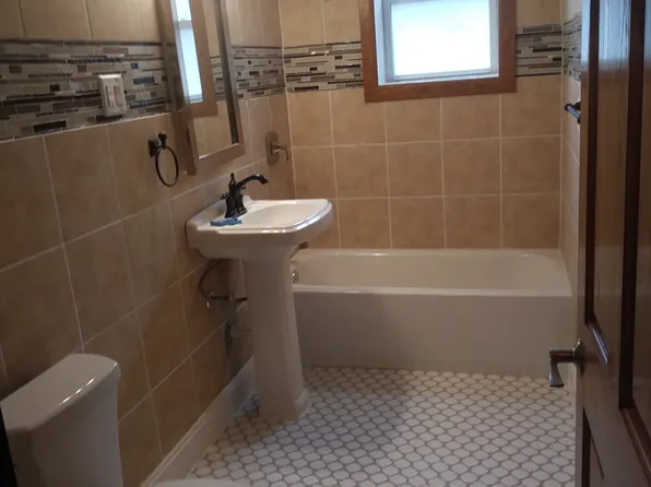 5549 N Spaulding Ave #1G, Chicago, IL 60625