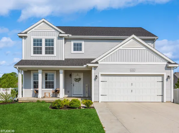 6058 Racine Dr, Stevensville, MI 49127
