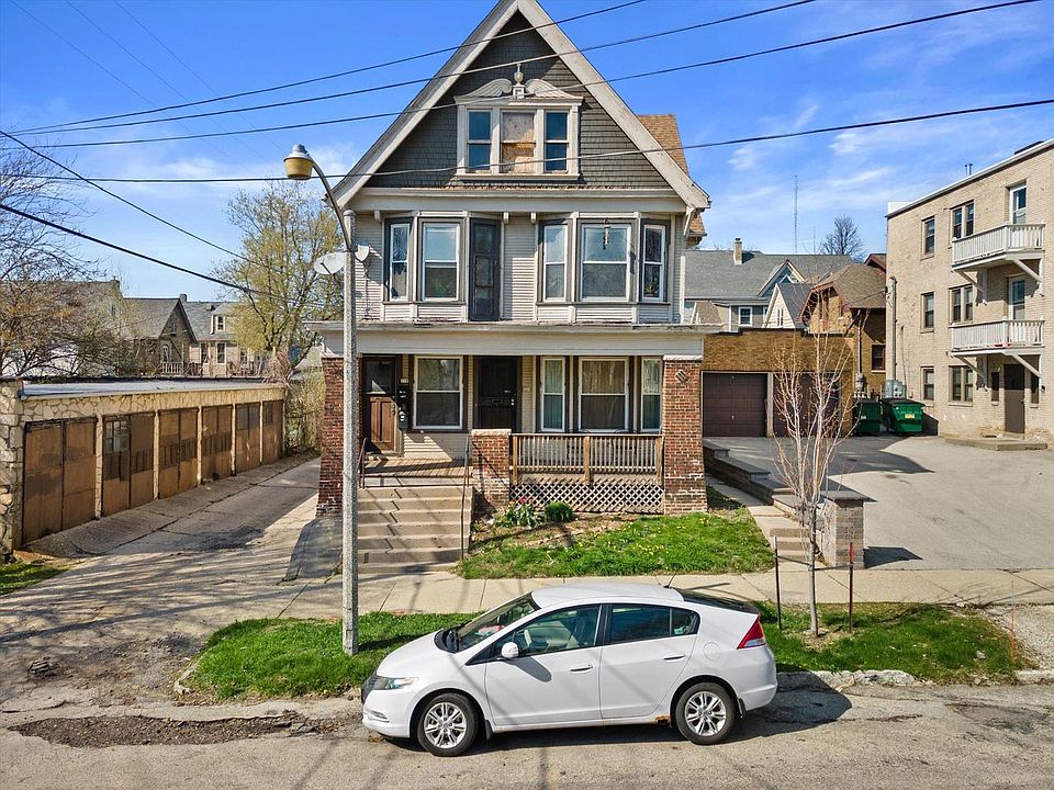 1st image of 518 E Lloyd STREET #520