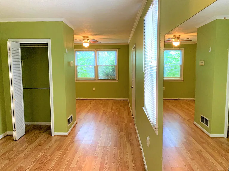 1036 State St NW #B — Photo 13