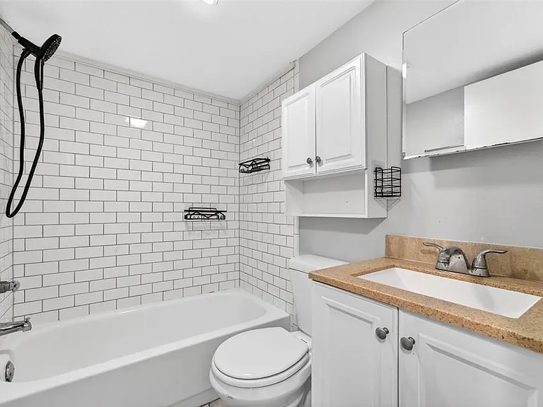 527 S Lincoln Ave #A104 — Photo 9