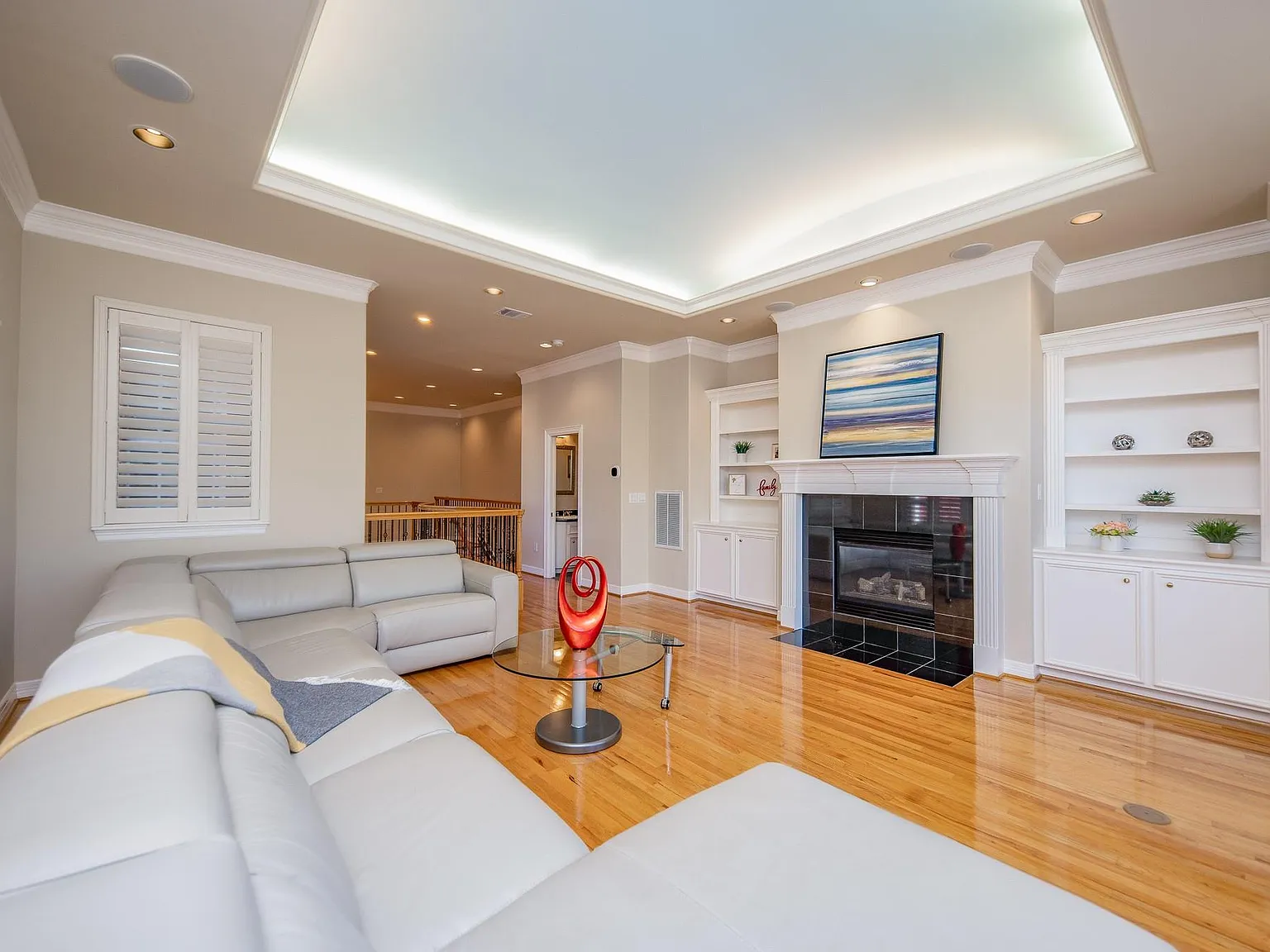 3 bed, 2.5 bath, 3009 sqft, $3,450 — Photo 4