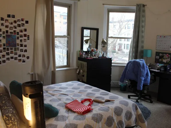 923 Beacon St, Boston, MA