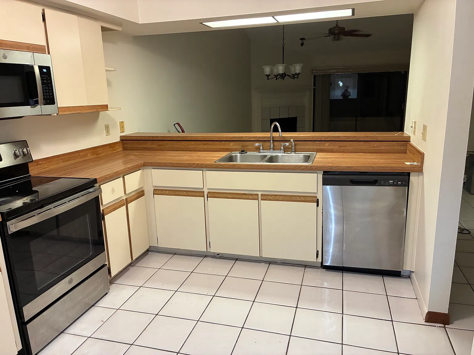 2 bed, 1188 sqft, $2,150 — Photo 4