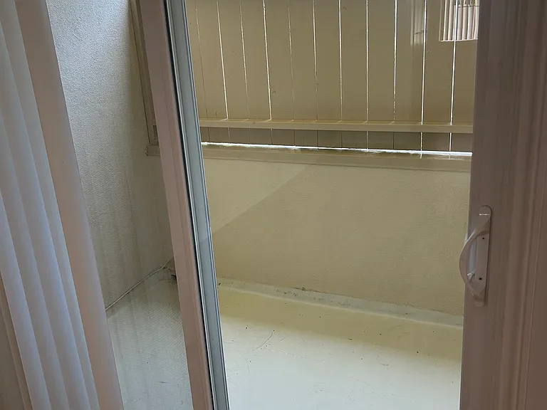 1023 Ocean Park Blvd #7 — Photo 6