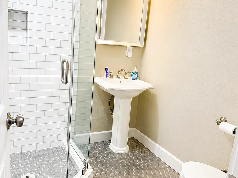 12841 Dungan Ln — Photo 16