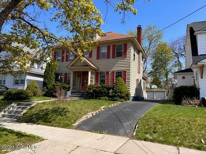 3rd image of 1142 Phoenix Ave Avenue