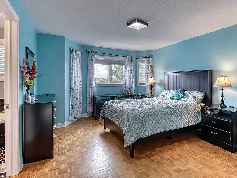 74 Fountainbridge Dr — Photo 10