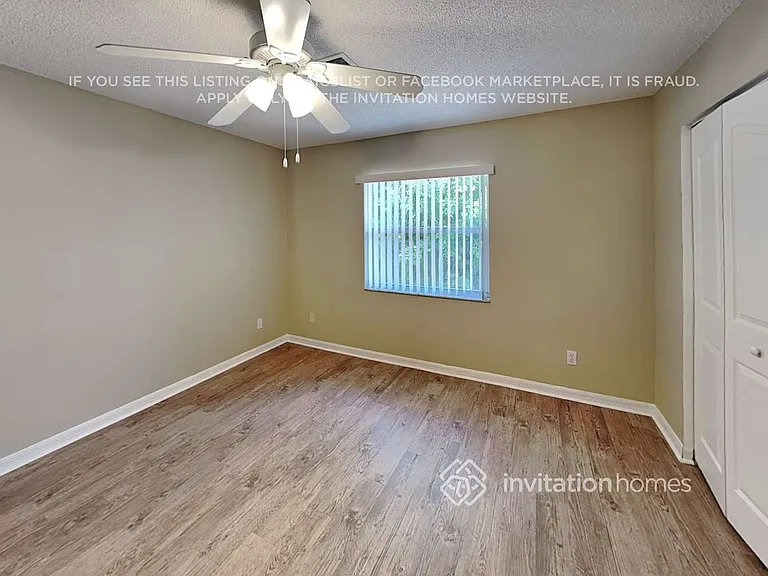 423 Azure Rd — Photo 13