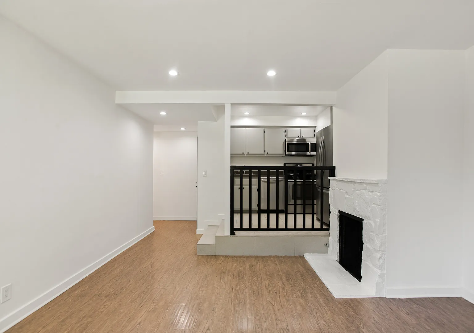 1 bed, 800 sqft, $2,500 — Photo 4