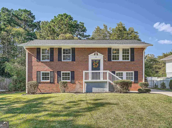471 Roxbury Dr, Riverdale, GA 30274