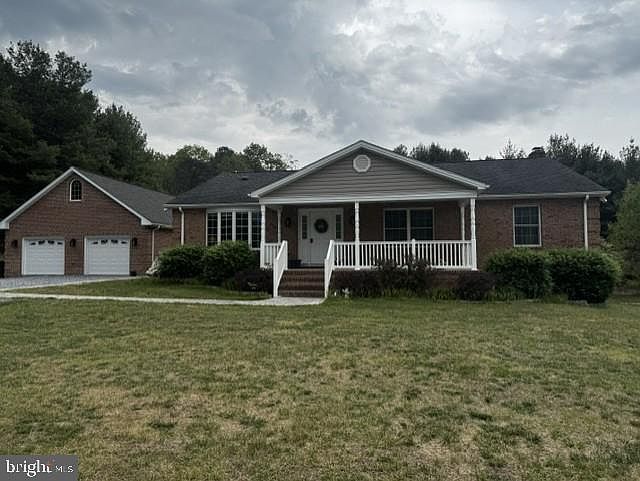 1st image of 902 Loop Rd