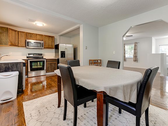 3rd image of 200 Florida Ave SW #12774921
