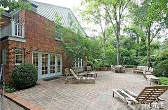 Lovely private terrace, level wooded lot.