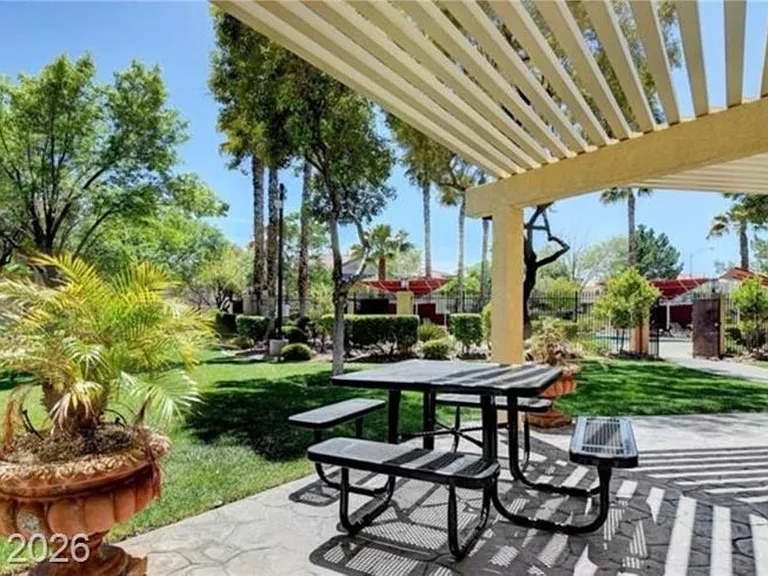 7885 W Flamingo Rd #2127 — Photo 27