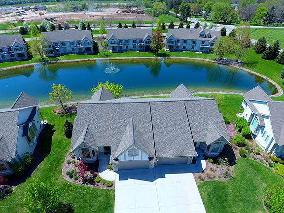 3rd image of 5961 Linkside Ln NE #0