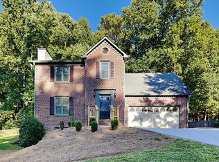 1371 Willowbrook Dr SW, Marietta, GA 30064