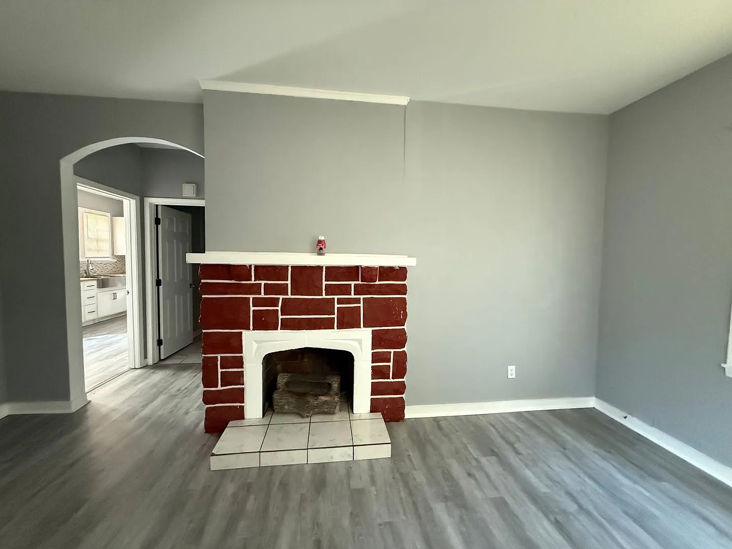 3-Bedroom Home Near the University of Memphis — Photo 3