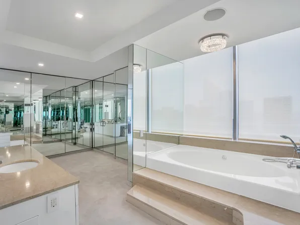 641 5th Avenue image 16 of 16