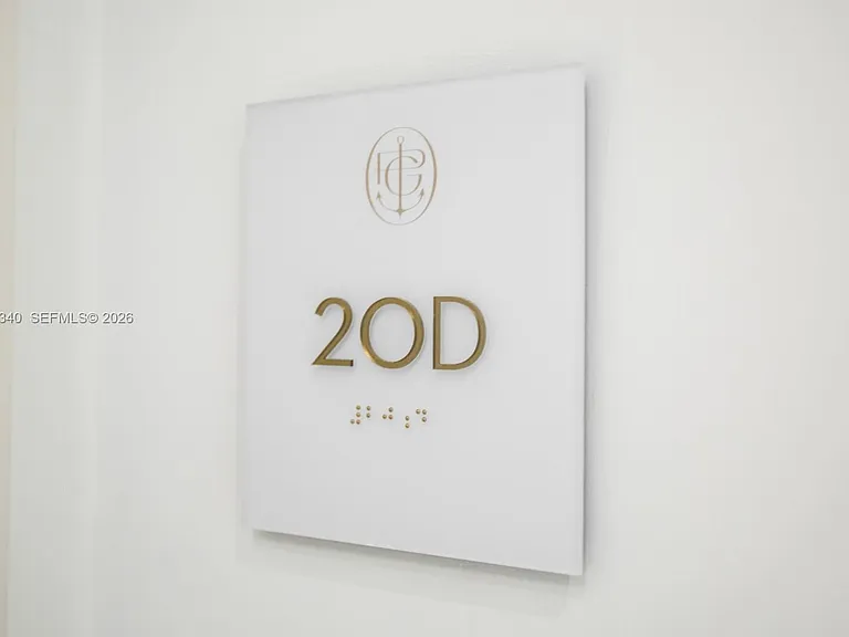 2821 S Bayshore Dr #20D — Photo 28