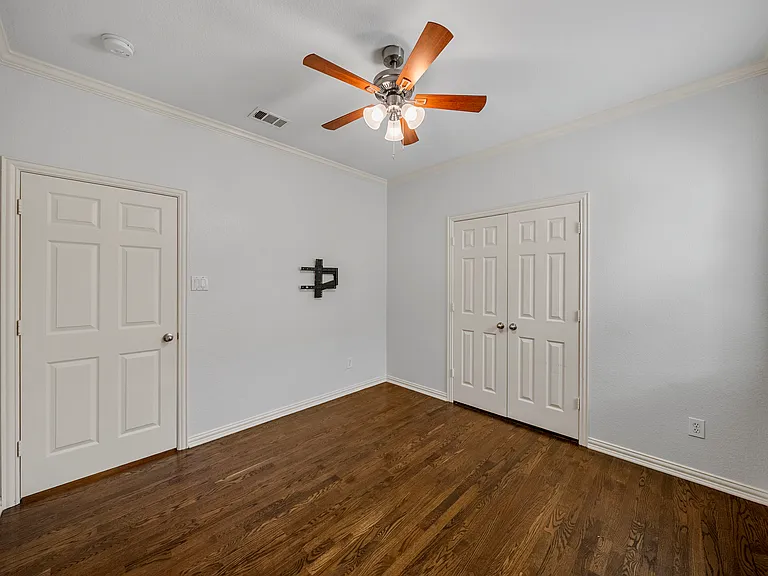 351 Cove Dr — Photo 7