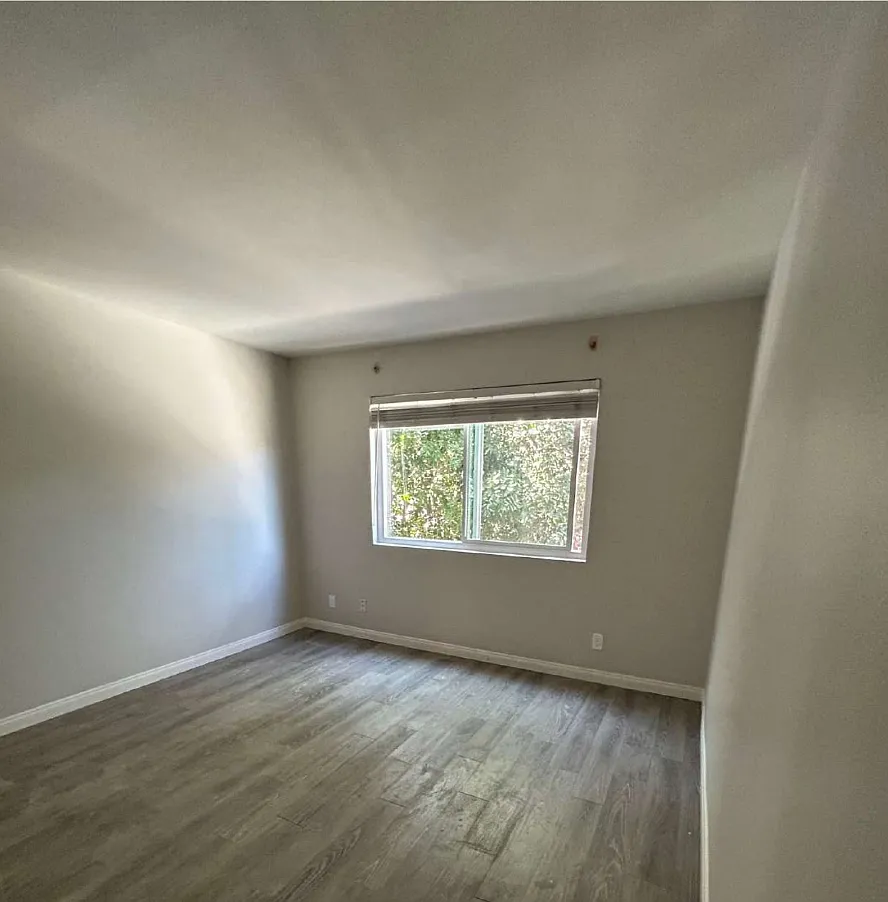2 bed, $2,695 — Photo 2