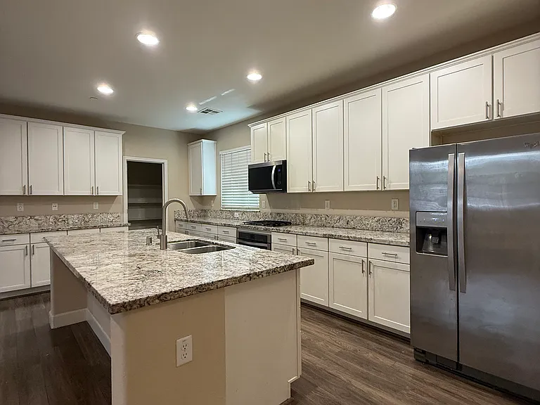1639 Murasky Pl — Photo 19