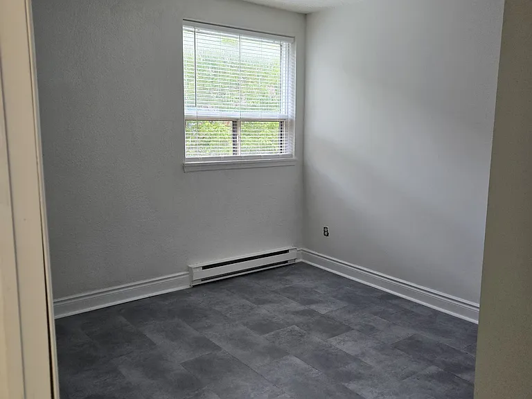 408 Bloor St E #204 — Photo 8