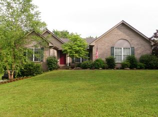 5456 Botts Ln, Petersburg, KY 41080