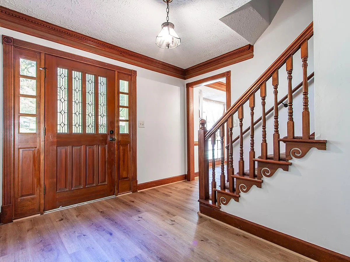 3947 Camrose Place — Photo 4