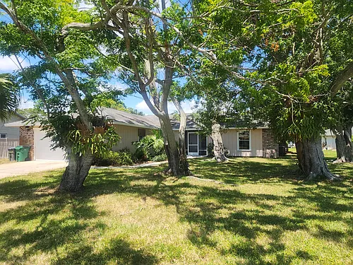 5408 Echo Pines Cir E Photo 1