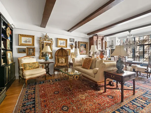 230 E 50th St APT 3B, New York, NY 10022