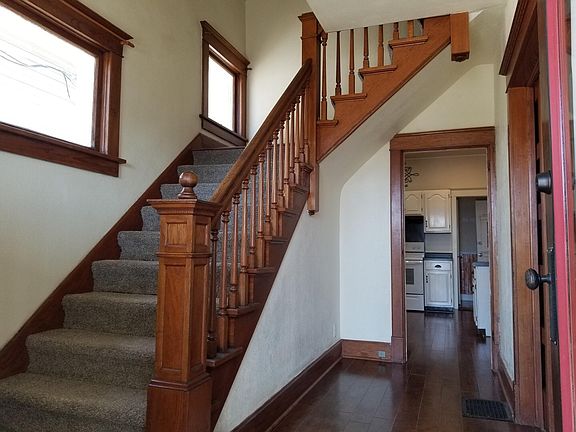 3rd image of 1511 Hershey Ave