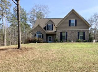 14 Creekview Dr, Forsyth, GA 31029
