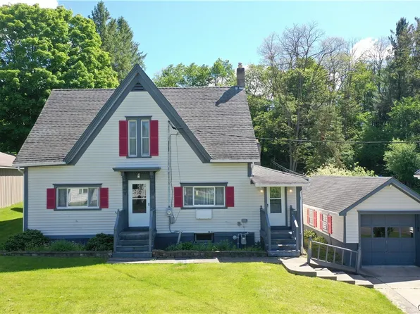 11 Church St, Cortland, NY 13045