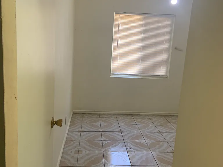 626 O St — Photo 10