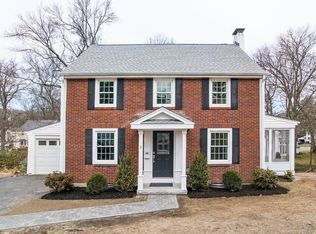 5 Martin Rd, Wellesley, MA 02481