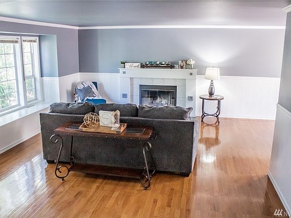 5th image of 19304 110th Avenue Ct E