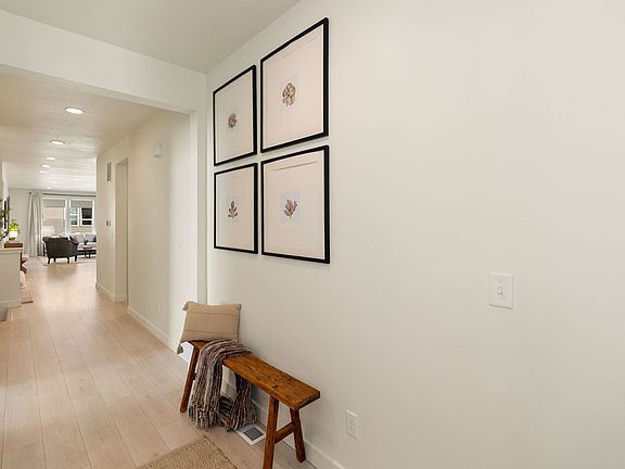 5th image of 4976 W Escalante Ln
