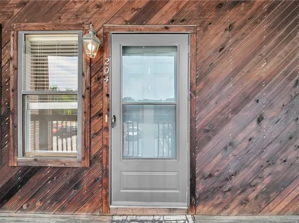 8530 Tidewater Dr APT 204, Norfolk, VA 23503