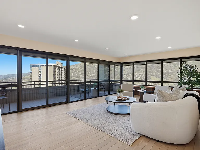 3125 E Kennedy Dr #501 — Photo 11