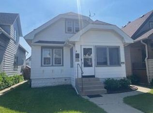 1648 S 69th St, West Allis, WI 53214