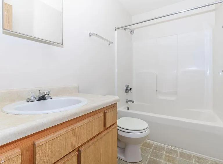 Stylish Tile Flooring in Bathrooms