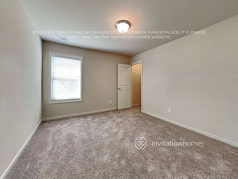 105 Moss Dr — Photo 17