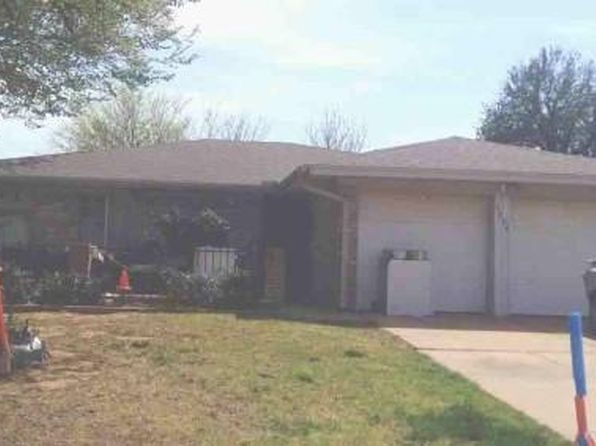 5804 NW 70th St