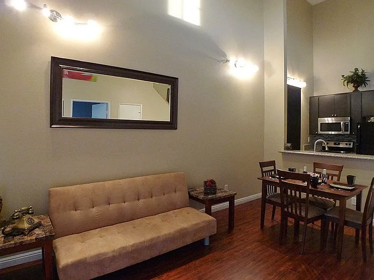 Villa De Adel Apts — Photo 195