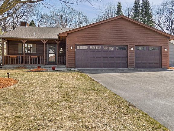 2nd image of 3495 Spruce Trl SW