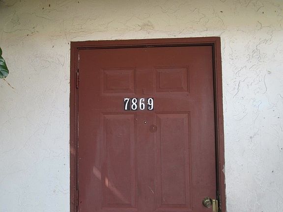 3rd image of 7869 Tam Oshanter Blvd #0