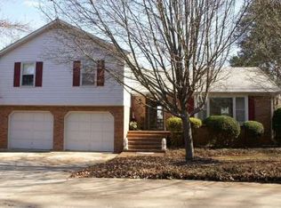 709 Taylor Rd, Greer, SC 29651
