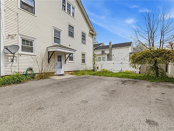 5th image of 342 East Ave